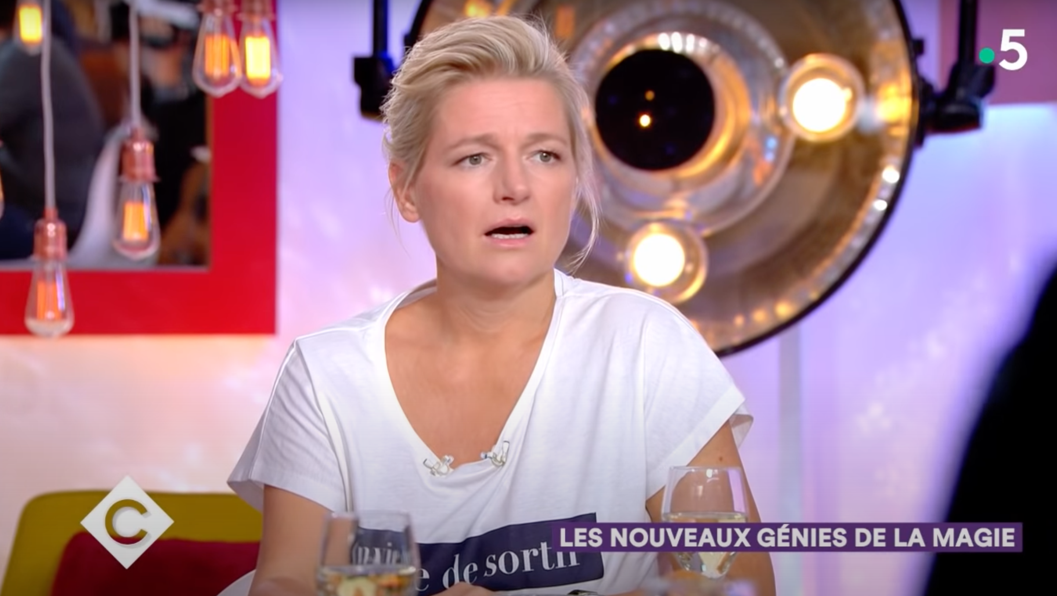 C à Vous France 5